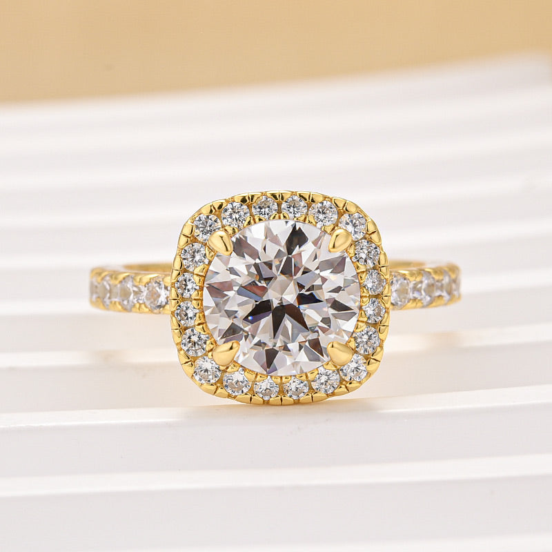 Louily Stunning Halo Round Cut Simulated Diamond Engagement Ring In Sterling Silver - louilyjewelry