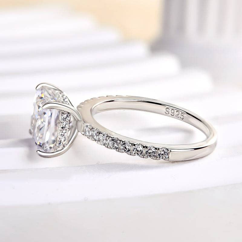 Louily Moissanite 2.0 Carat Square Princess Cut Engagement Ring - louilyjewelry