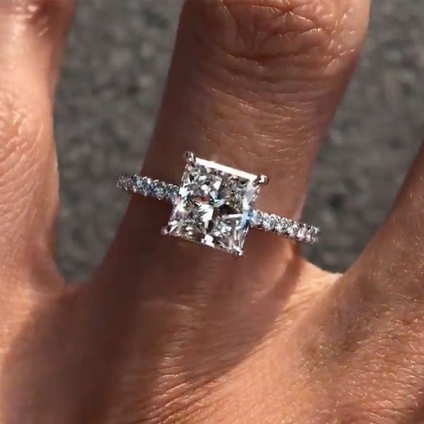 Louily Moissanite Princess Cut Engagement Ring