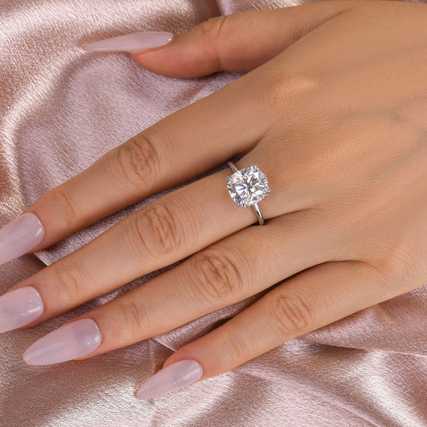 Louily Moissanite 4.5 Carat Cushion Cut Engagement Ring