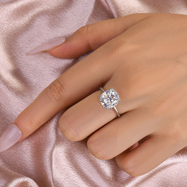 Louily Moissanite 4.5 Carat Cushion Cut Engagement Ring