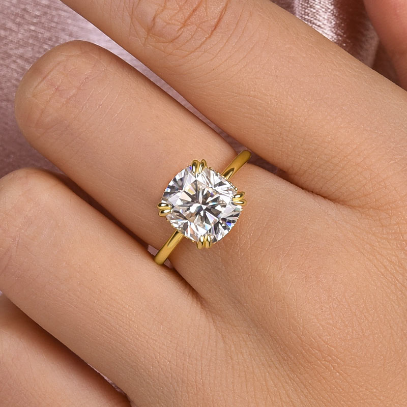 Louily Moissanite 4.5 Carat Cushion Cut Engagement Ring - louilyjewelry