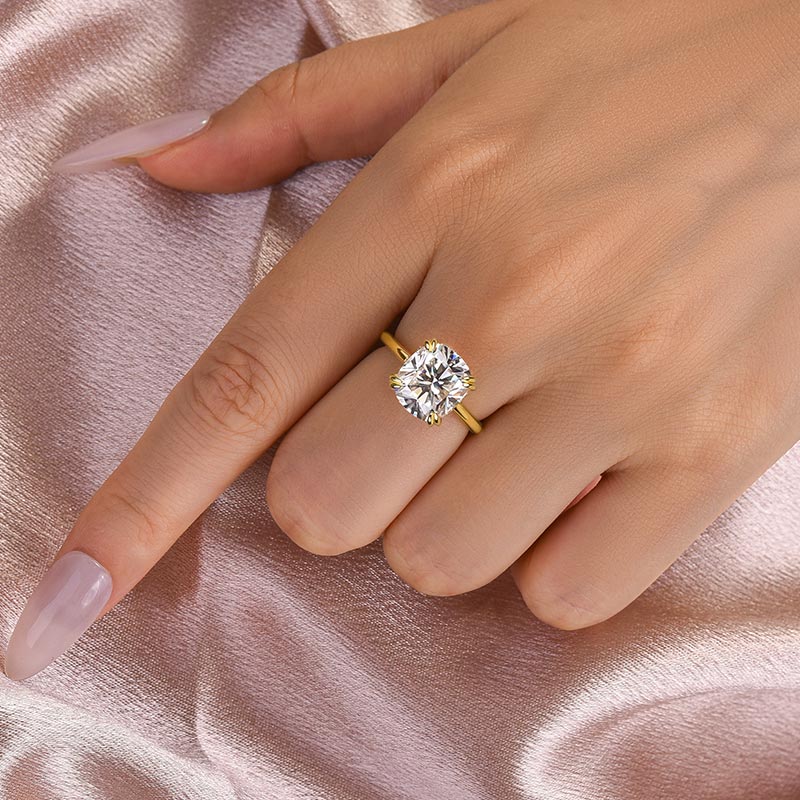 Louily Moissanite 4.5 Carat Cushion Cut Engagement Ring - louilyjewelry