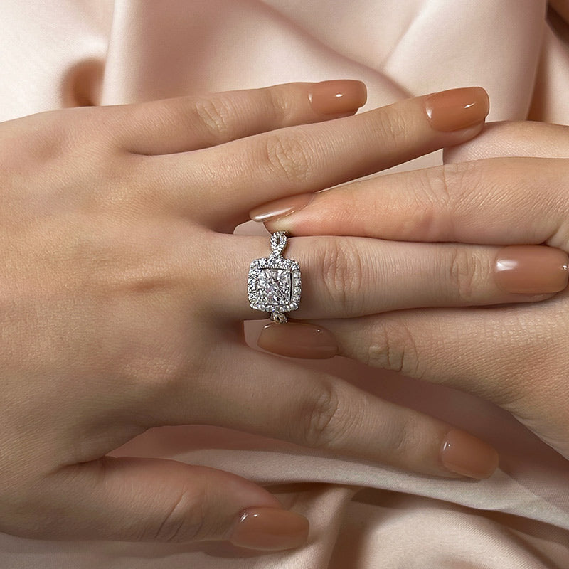 Louily Noble Halo Square Princess Cut Engagement Ring