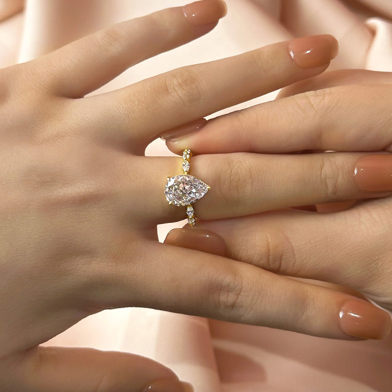 Louily Sparkle Pear Cut Simulated Diamond Engagement Ring In Sterling Silver - louilyjewelry