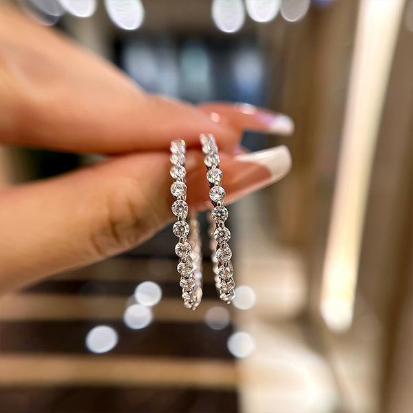 Sparkle Round Cut Women's Hoop Earrings In Sterling Silver