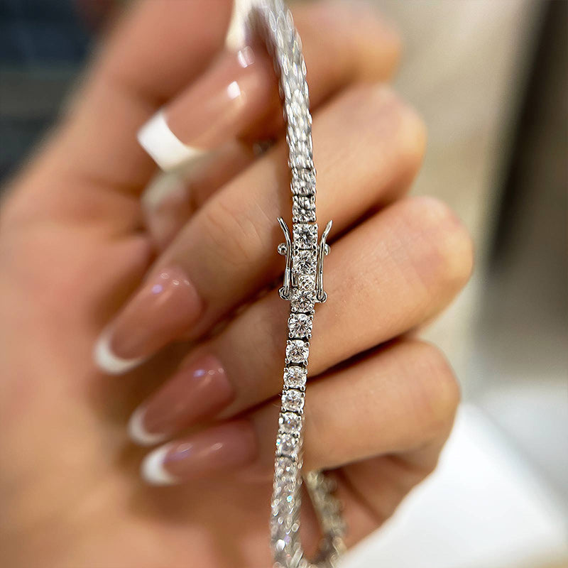 Romantic Simple White Round Cut Tennis Bracelet for Women In Sterling Silver - louilyjewelry