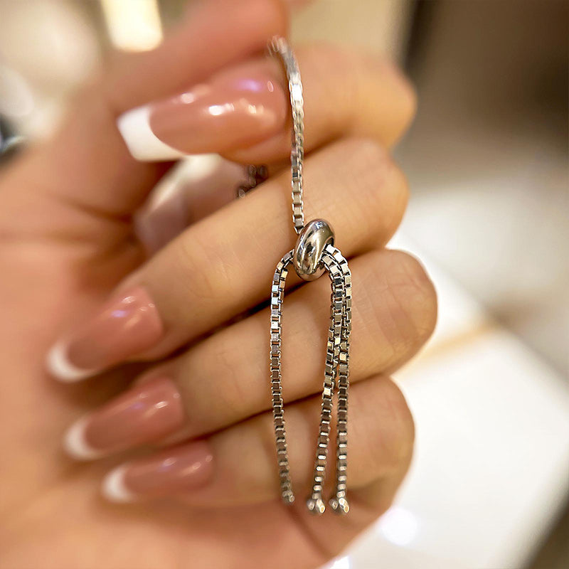 Louily Luxury Emerald Cut Emerald Green Bracelet for Women In Sterling Silver - louilyjewelry