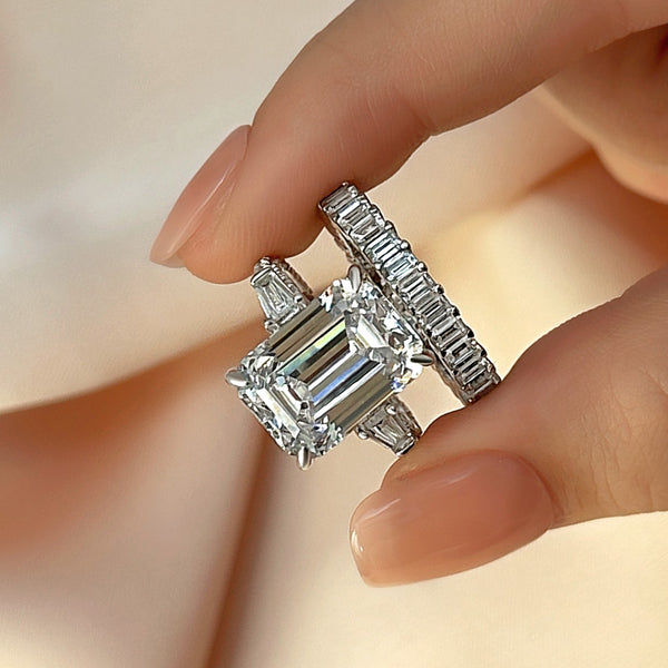 Louily Unique Emerald Cut Wedding Ring Set In Sterling Silver