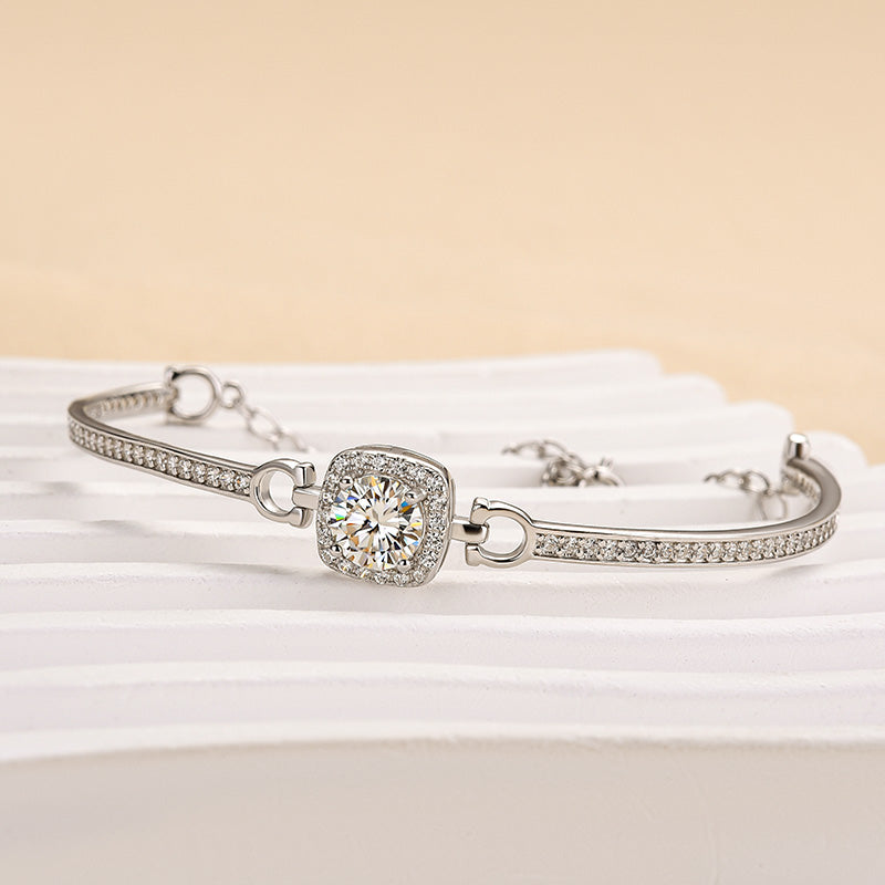 Louily Moissanite Halo Round Cut Bracelet - louilyjewelry