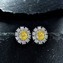 2.0Ct Oval Cut Women Flower Shape Stud Earrings In Sterling Silver