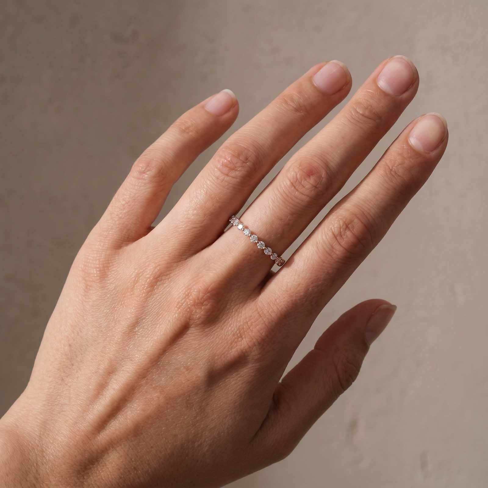 S925 0.4Ct Classic Round Cut Half Eternity Thin Women's Wedding Band