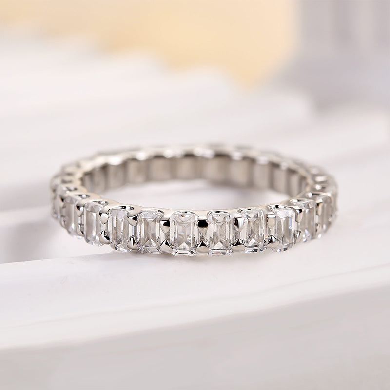 Louily Unique Emerald Cut Women's Wedding Band - louilyjewelry