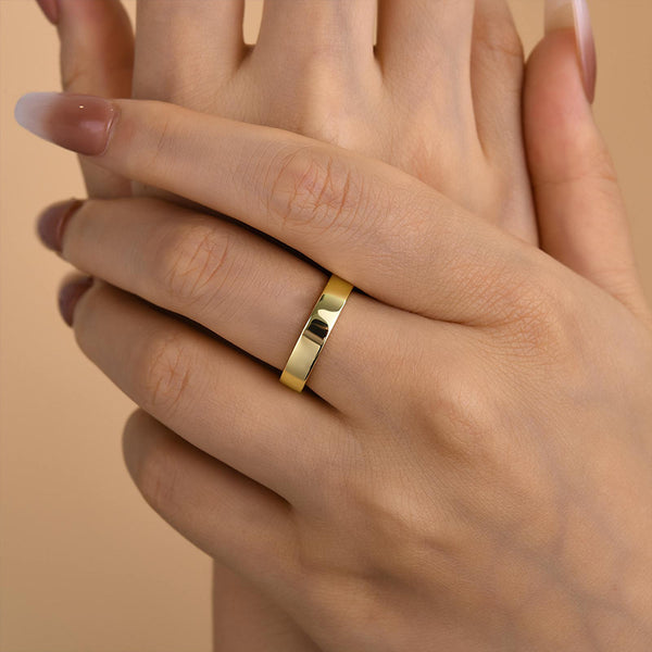 Louily Classic Yellow Gold Wedding Band