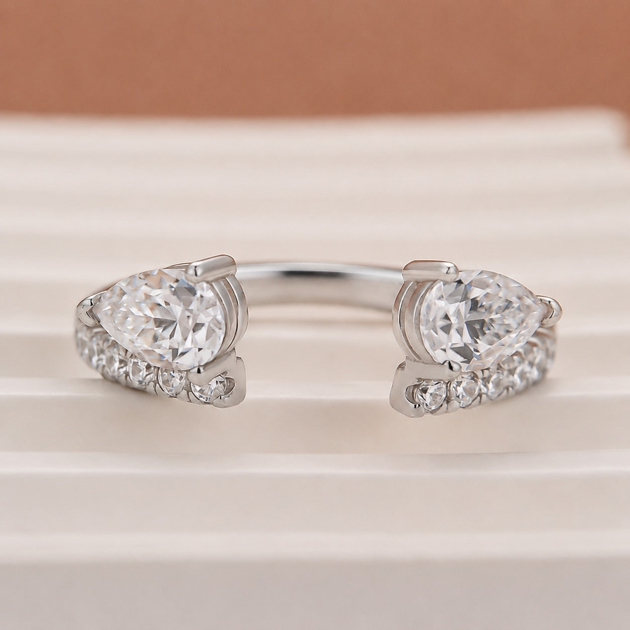 S925 Moissanite 1.0Ct Pear Cut 18K Gold Plated Open Wedding Band In Sterling Silver