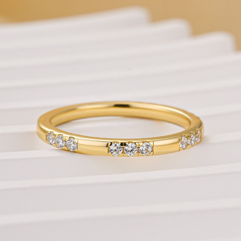 0.2Ct Classic Wedding Band Travel Ring In Sterling Silver With Round Cut Stone - louilyjewelry