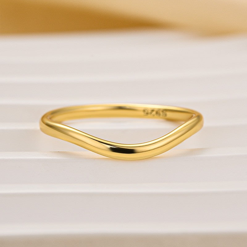 Curved Plain Wedding Band In Sterling Silver For Everyday Wear