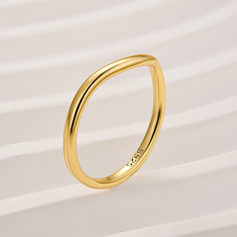 Curved Plain Wedding Band In Sterling Silver For Everyday Wear