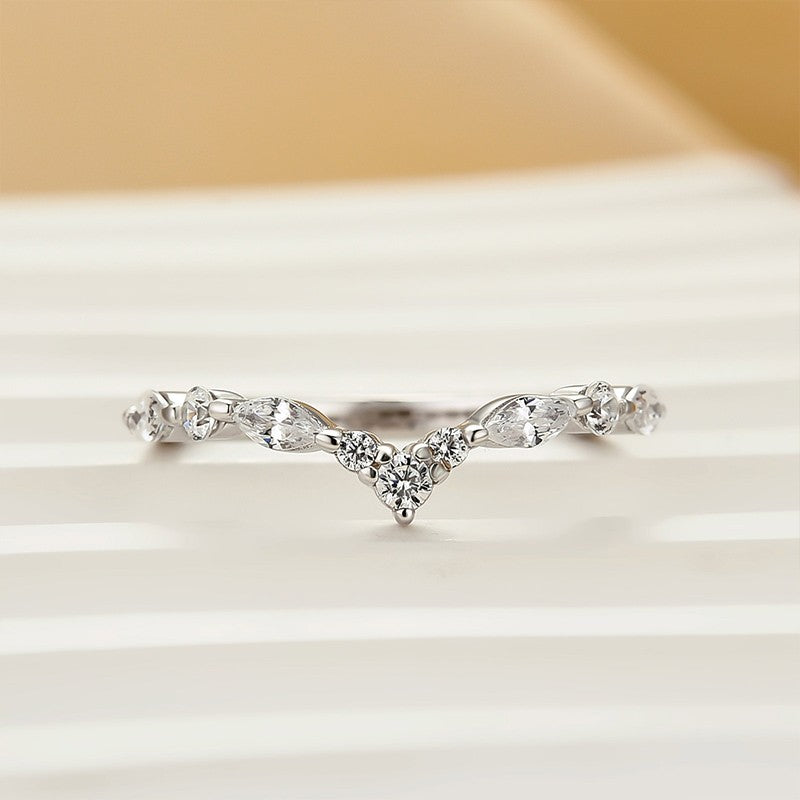 Crown-Shaped Curved Wedding Band Wedding Ring In Sterling Silver - louilyjewelry