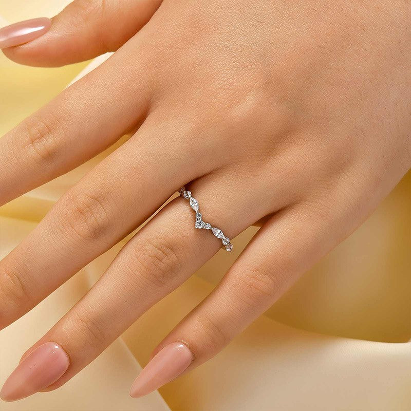 Crown-Shaped Curved Wedding Band Wedding Ring In Sterling Silver - louilyjewelry