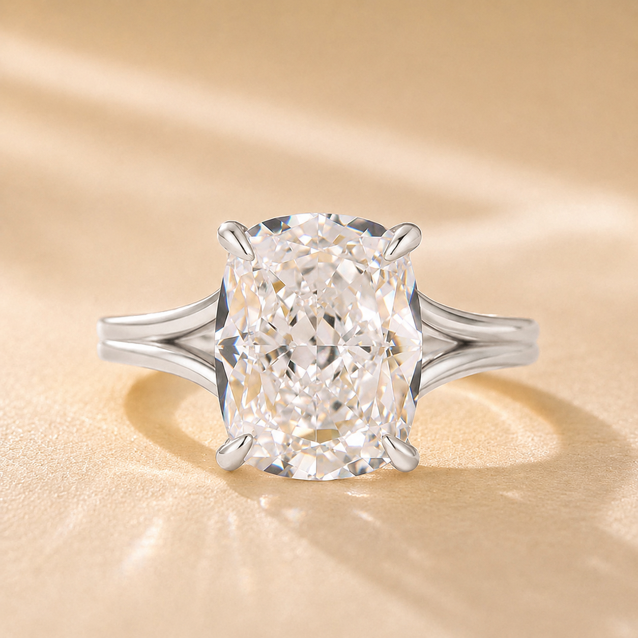 S925 5.5Ct Cushion Cut Split Shank Engagement Ring Gold Plated Hidden Halo Bridal Ring For Everyday Wear