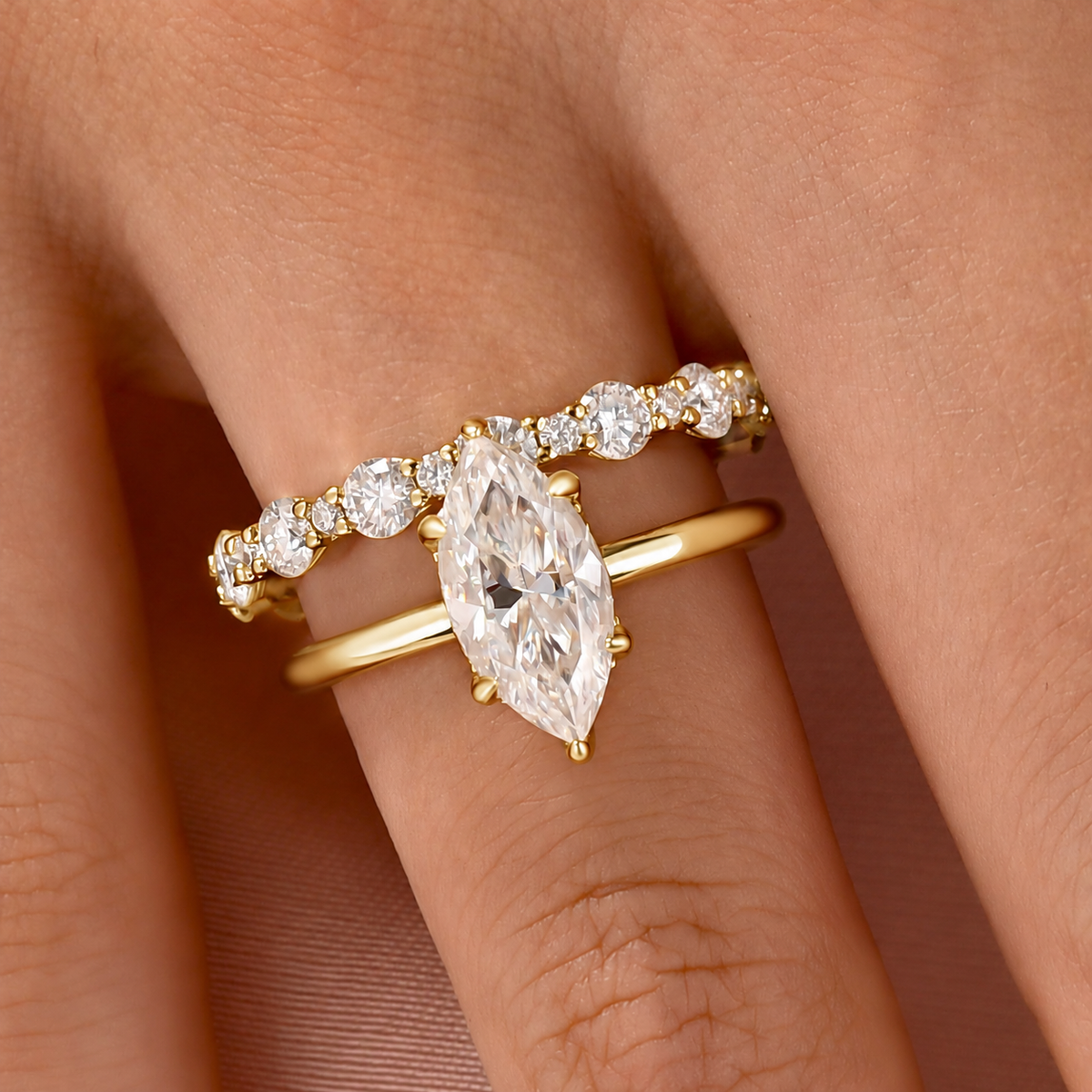 S925 Moissanite 2.0Ct Marquise Cut Hidden Halo Engagement Ring & 1.5Ct Band Bridal Ring Sets