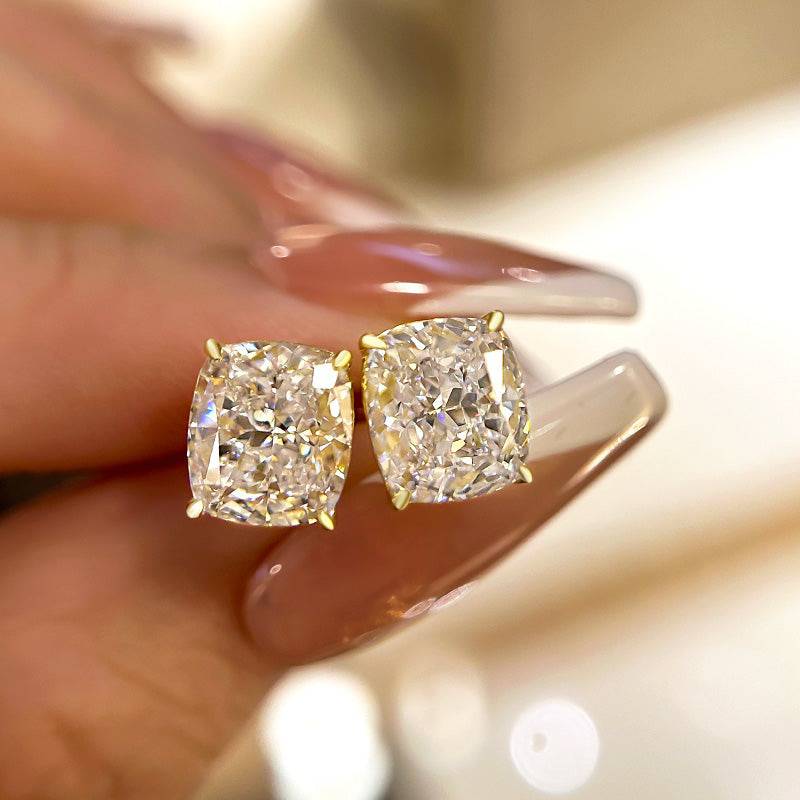 2.0Ct Classic Cushion Cut Women's Stud Earrings In Sterling Silver - louilyjewelry