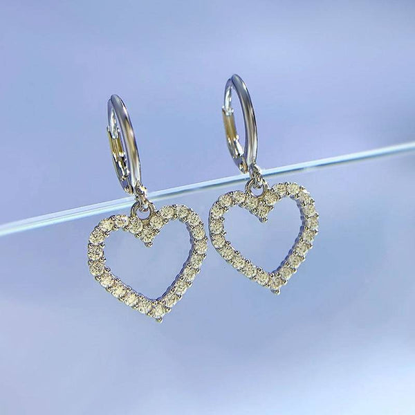 Louily Lovely Heart Shaped Women's Stud Earrings In Sterling Silver