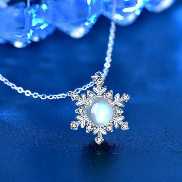 Louily Christmas Gift Snowflake Design Moonstone Necklace In Sterling Silver