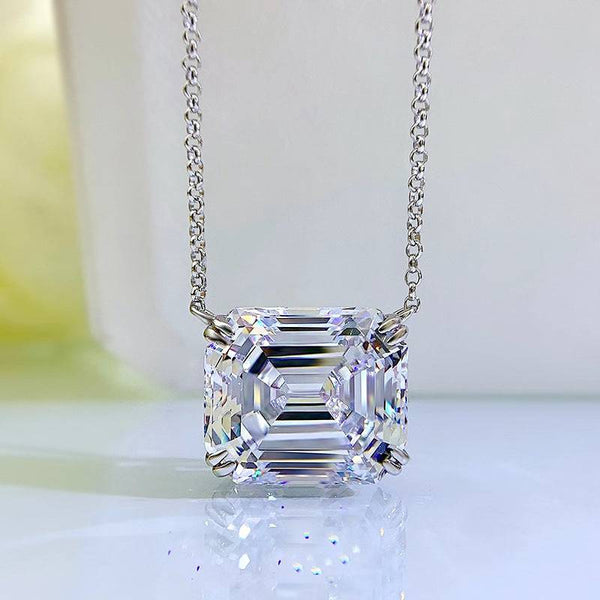 Louily Fashion Emerald Cut Pendant Necklace In Sterling Silver