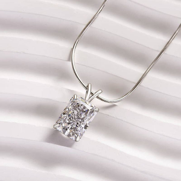 Louily Timeless Crushed Ice Radiant Cut Pendant Necklace In Sterling Silver