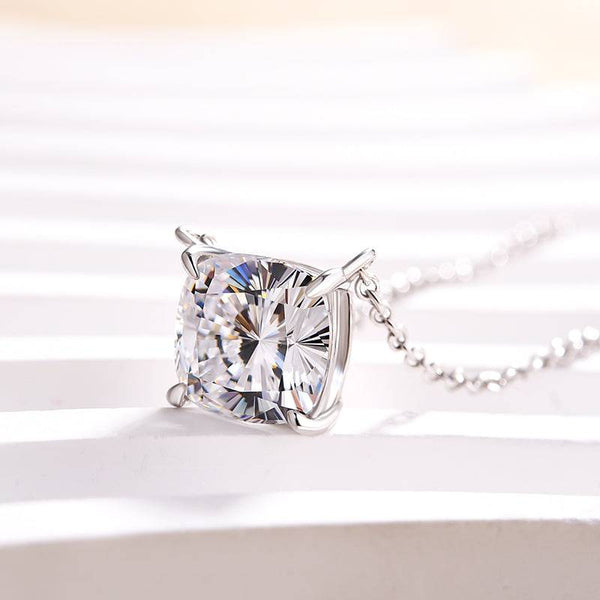 Louily Timeless Cushion Cut Pendant Necklace In Sterling Silver