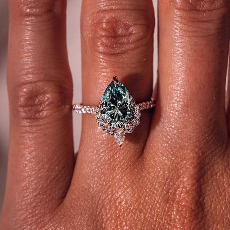 Louily Vintage Rose Gold Pear Cut Paraiba Tourmaline Engagement Ring - louilyjewelry