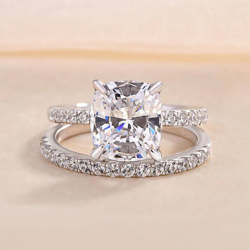 Cushion cut store white sapphire