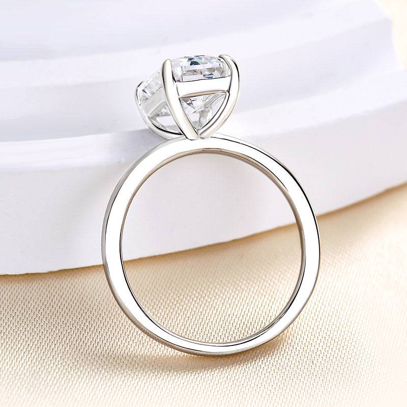 Louily Classic Yellow Gold Emerald Cut Solitaire Engagement Ring - louilyjewelry