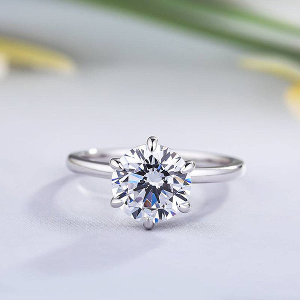 Louily Classic Round Cut Solitaire Engagement Ring In Sterling Silver