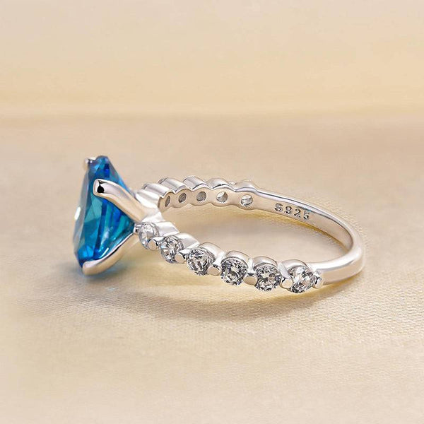 Louily Elegant Oval Cut Aquamarine Blue Engagement Ring In Sterling Silver