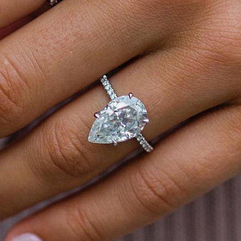 Louily Elegant Pear Cut Simulated Diamond Engagement Ring In Sterling Silver - louilyjewelry