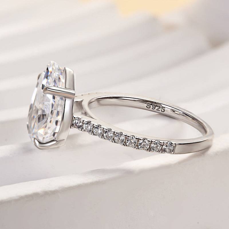Louily Elegant Pear Cut Simulated Diamond Engagement Ring In Sterling Silver - louilyjewelry