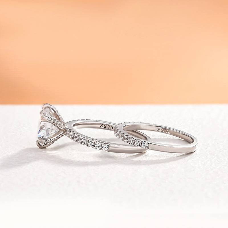 Louily Exclusive Round Cut Simulated Diamond  Wedding Set In Sterling Silver - louilyjewelry