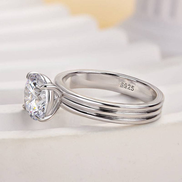 Louily Exclusive Three Shank Round Cut Engagement Ring