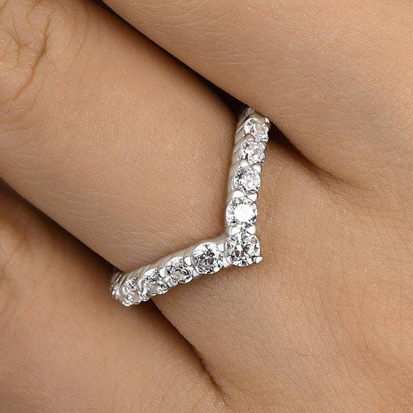 Louily Exclusive V-shaped Design Full Wedding Band