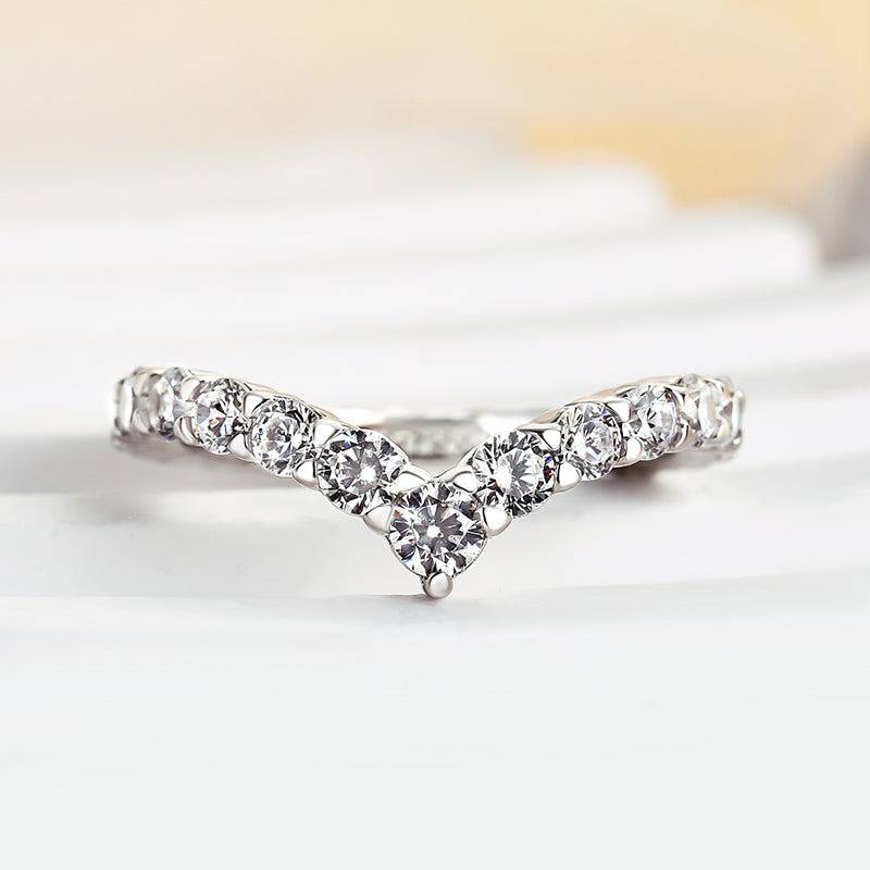 Louily Exclusive V-shaped Design Full Wedding Band - louilyjewelry