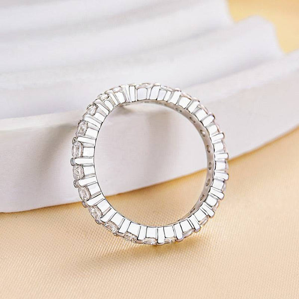 Louily Exclusive V-shaped Design Full Wedding Band