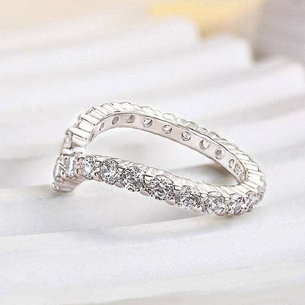 Louily Exclusive V-shaped Design Full Wedding Band