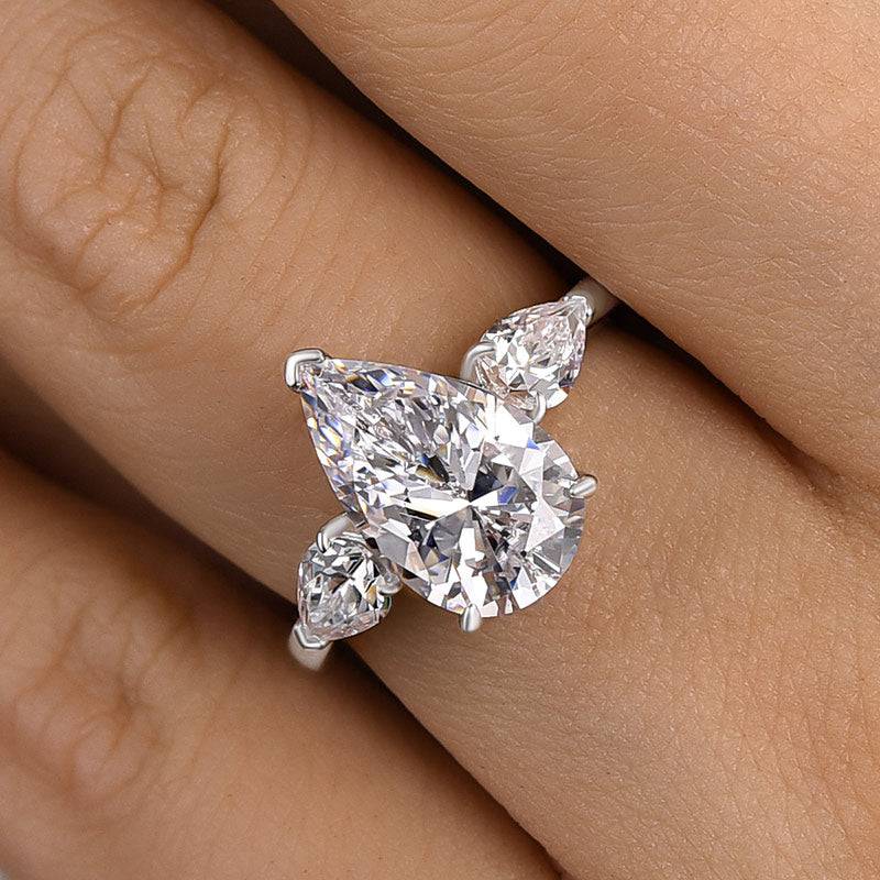Louily Gorgeous Pear Cut Three Stone Engagement Ring - louilyjewelry