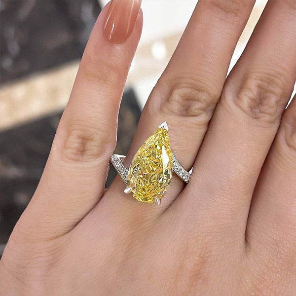 Louily Gorgeous Pear Cut Yellow Sapphire Engagement Ring In Sterling Silver