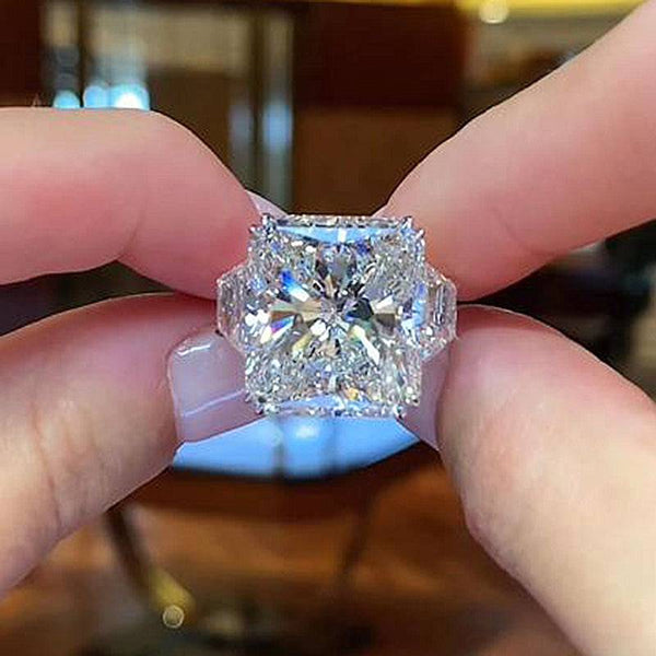 Louily Luxurious Crushed Ice Hybrid Radiant Cut Three Stone Engagement Ring