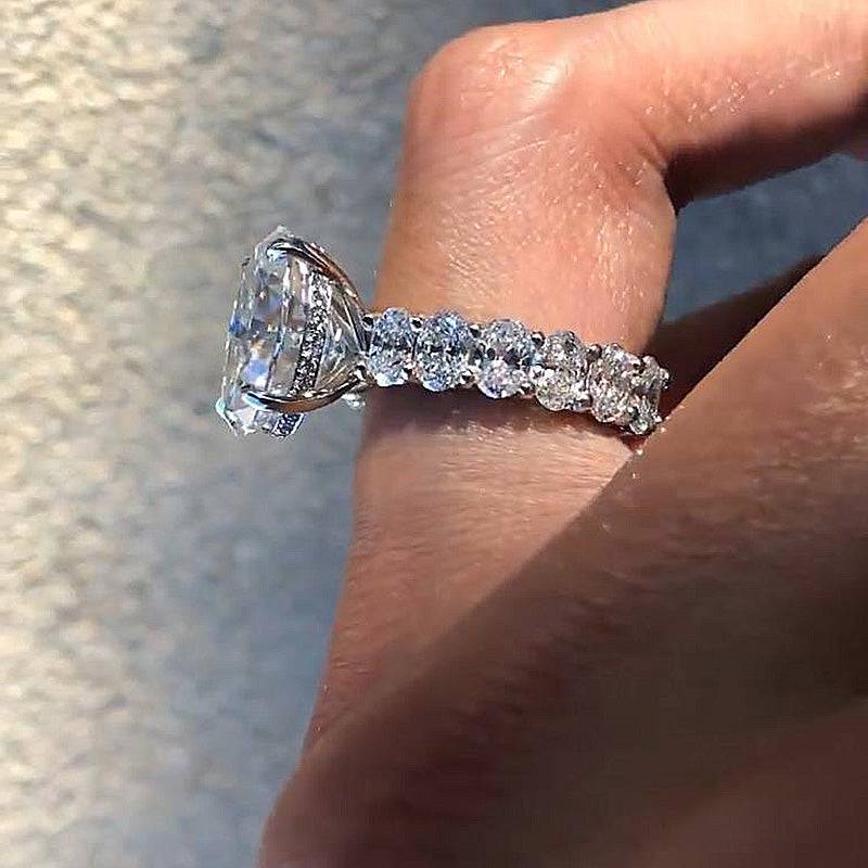 Louily Luxurious Oval Cut Engagement Ring In Sterling Silver - louilyjewelry