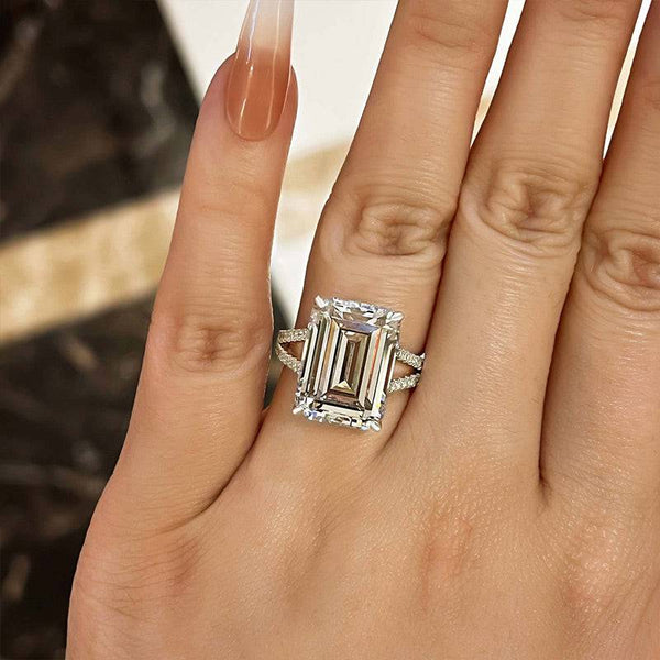 Louily Luxurious Split Shank Emerald Cut Engagement Ring In Sterling Silver